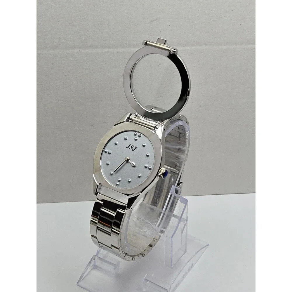 VISIONU item shows